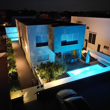 Villa Dea - Dein Rueckzugsort Am Meer Mit Beheiztem Pool Vrsi Exterior foto