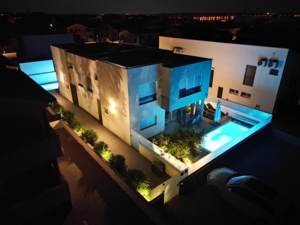 Villa Dea - Dein Rueckzugsort Am Meer Mit Beheiztem Pool Vrsi Exterior foto