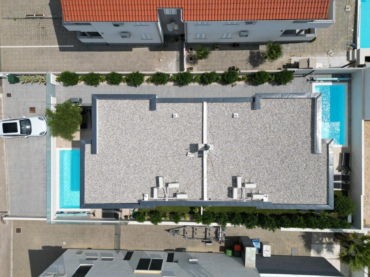 Villa Dea - Dein Rueckzugsort Am Meer Mit Beheiztem Pool Vrsi Exterior foto